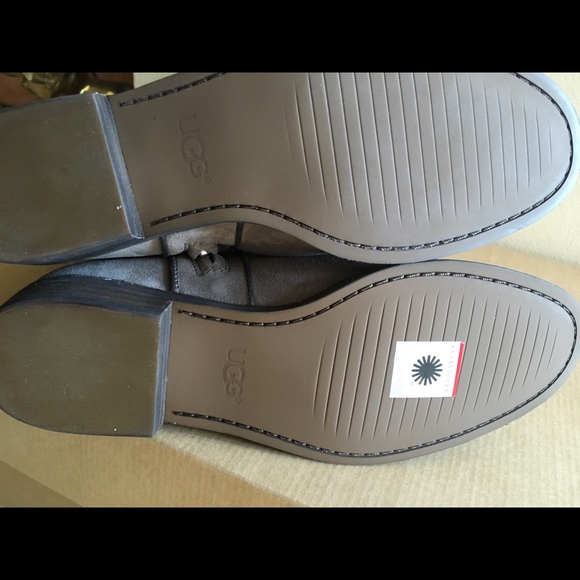 Suede UGG boots - Picture 4 of 4
